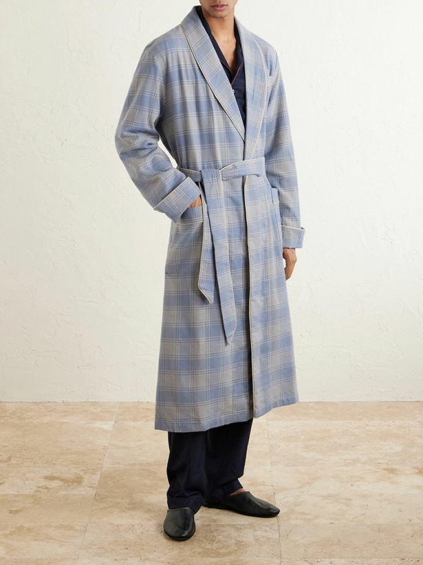 Photo: Derek Rose - Kelburn 52 Belted Checked Cotton Robe - Blue