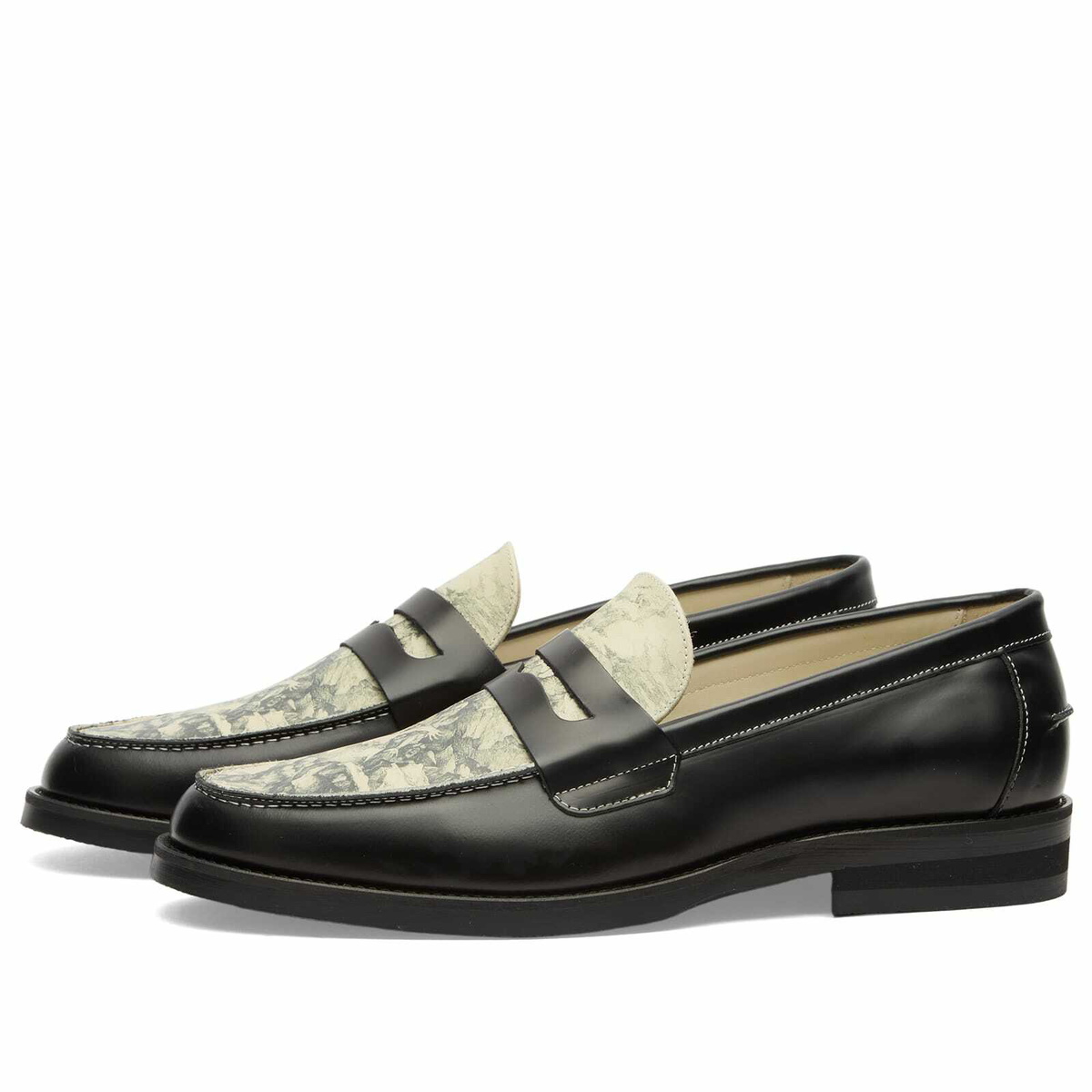 Duke + Dexter Men's Wilde Fall Of Giant Penny Loafer in Black/White
