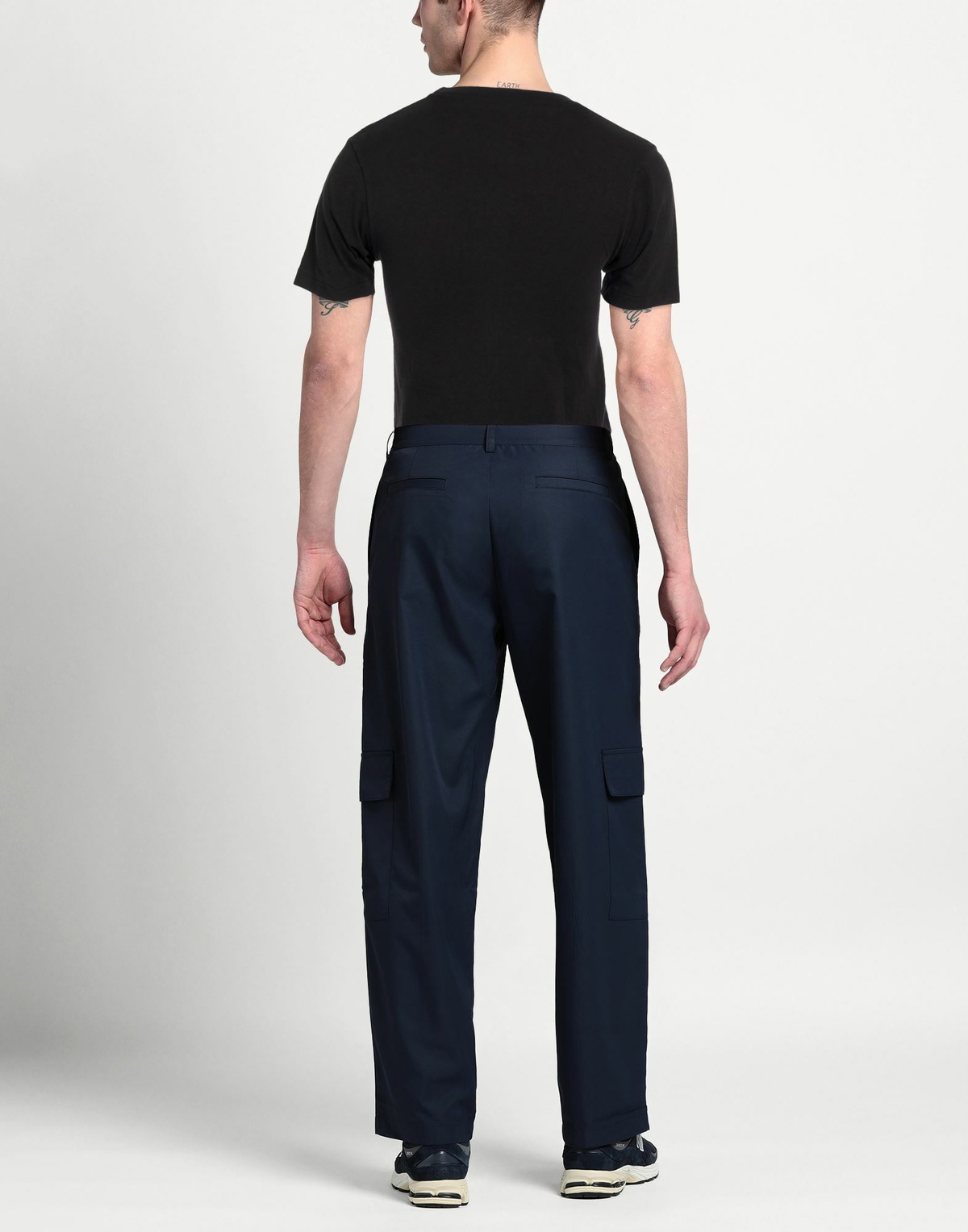 Velva Sheen Mens T-shirt in Black