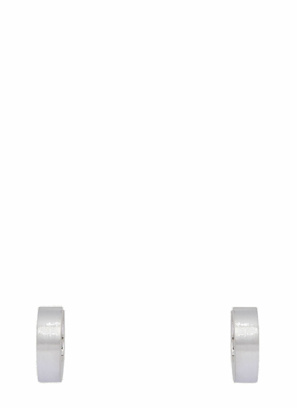 Photo: Tom Wood - Arch Hoop Satin Small Earrings in Silver
