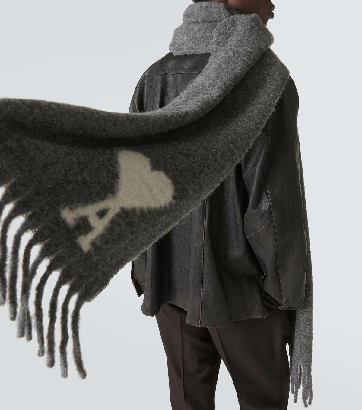 ★AMI PARIS★AMI de Coeur Wool Classic Scarf Black★ BLACK Red Ami de Coeur Scarf | AMI PARIS