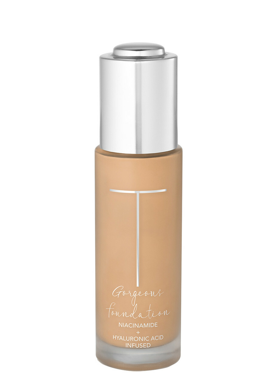 Trish Mcevoy Gorgeous Foundation - 7