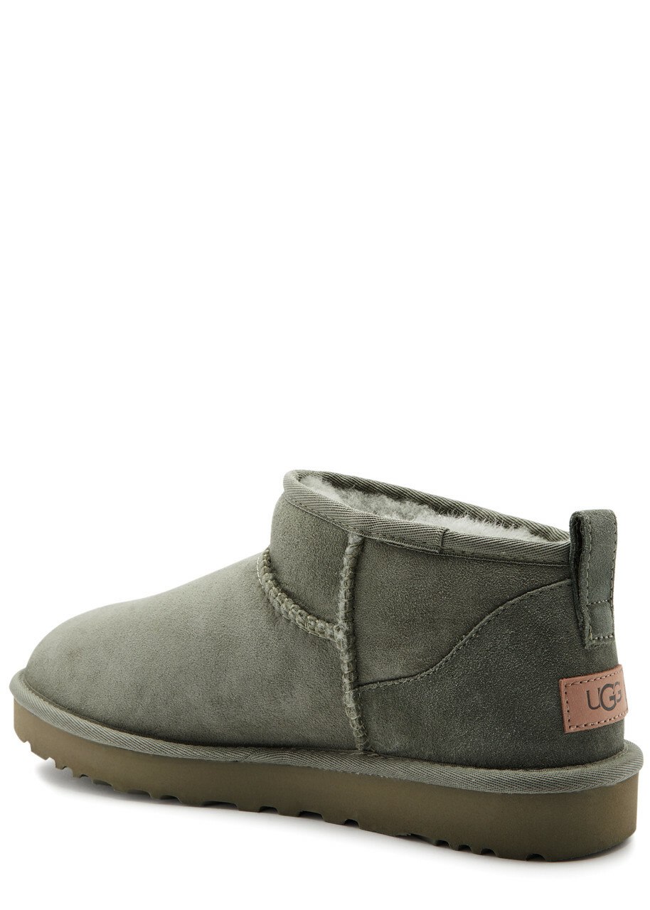 シューズ・サンダルその他 UGG CLASSIC ULTRA MINI ANKLE BOOTS IN SUEDE Ugg Classic Ultra Mini Suede Ankle Boots Green Ugg