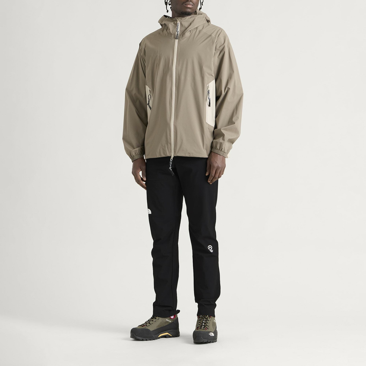 The North Face Men's Summit Off Width Trousers in Tnf Black