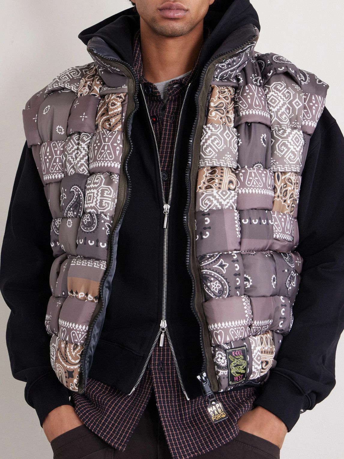 KAPITAL - Quilted Patchwork Bandana-Print Shell Gilet - Brown