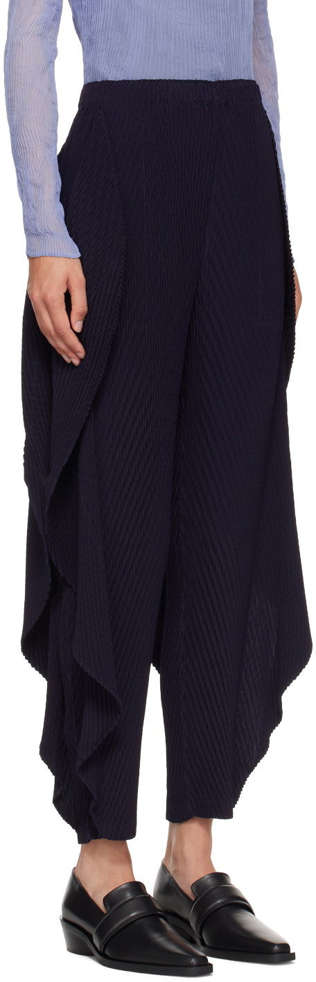 ISSEY MIYAKE Navy Orbicular Pleats Trousers Issey Miyake Men