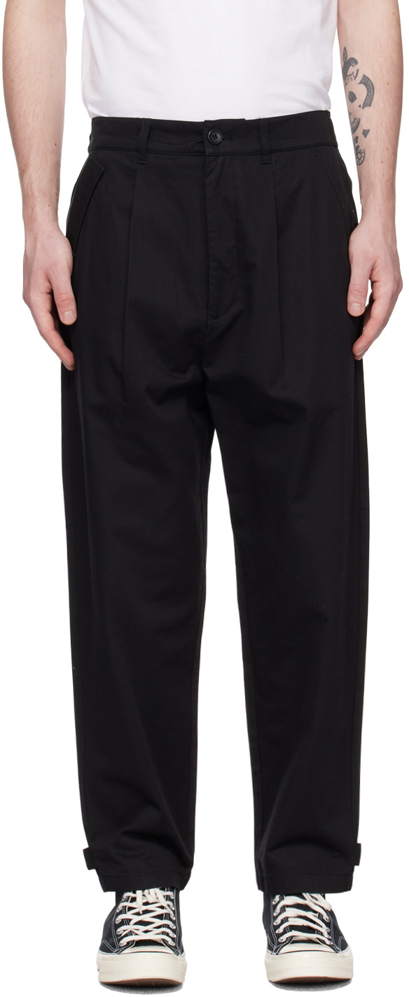 Izzue Black Pleated Trousers