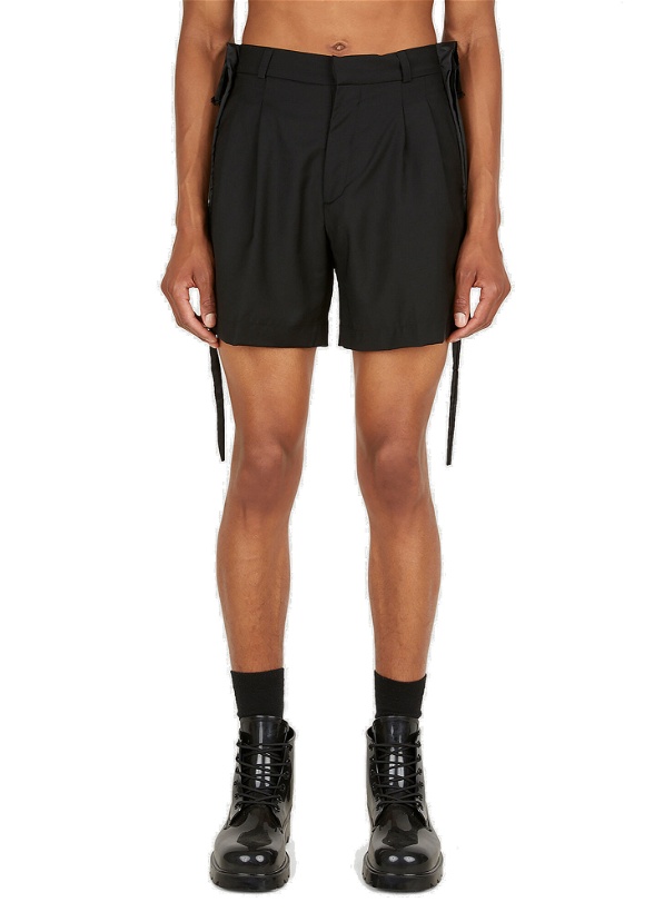 Photo: Saturno Shorts in Black