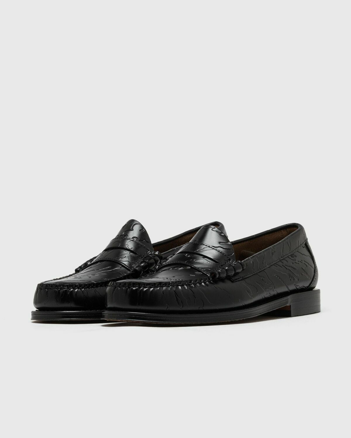 G H Bass WEEJUN HERITAGE Larson Maharishi Emb Black Mens Casual Shoe