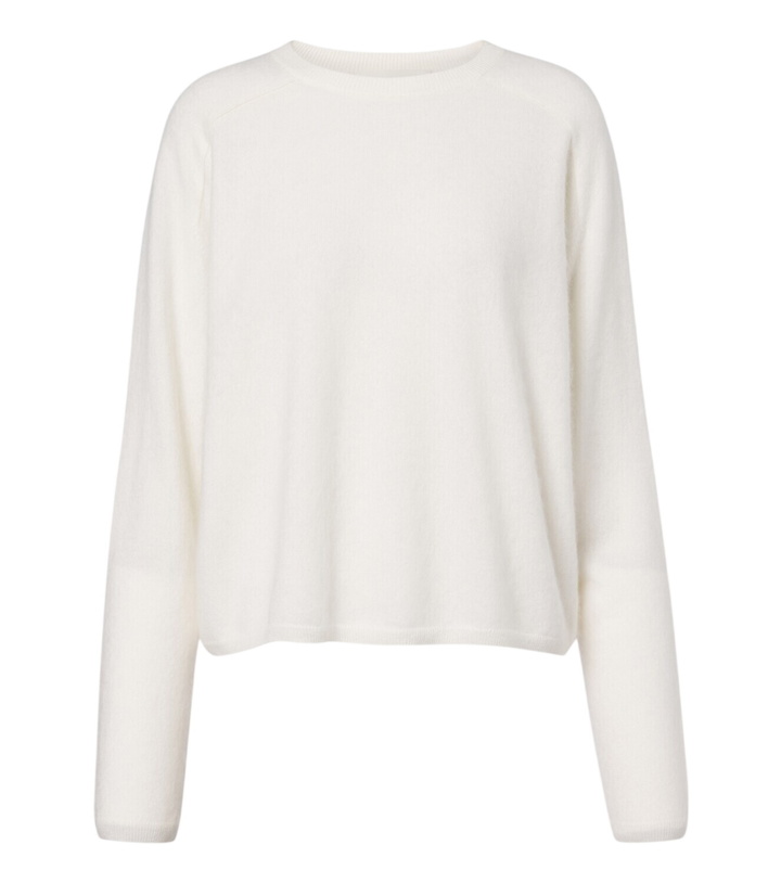 Photo: Lisa Yang Lexia cashmere sweater