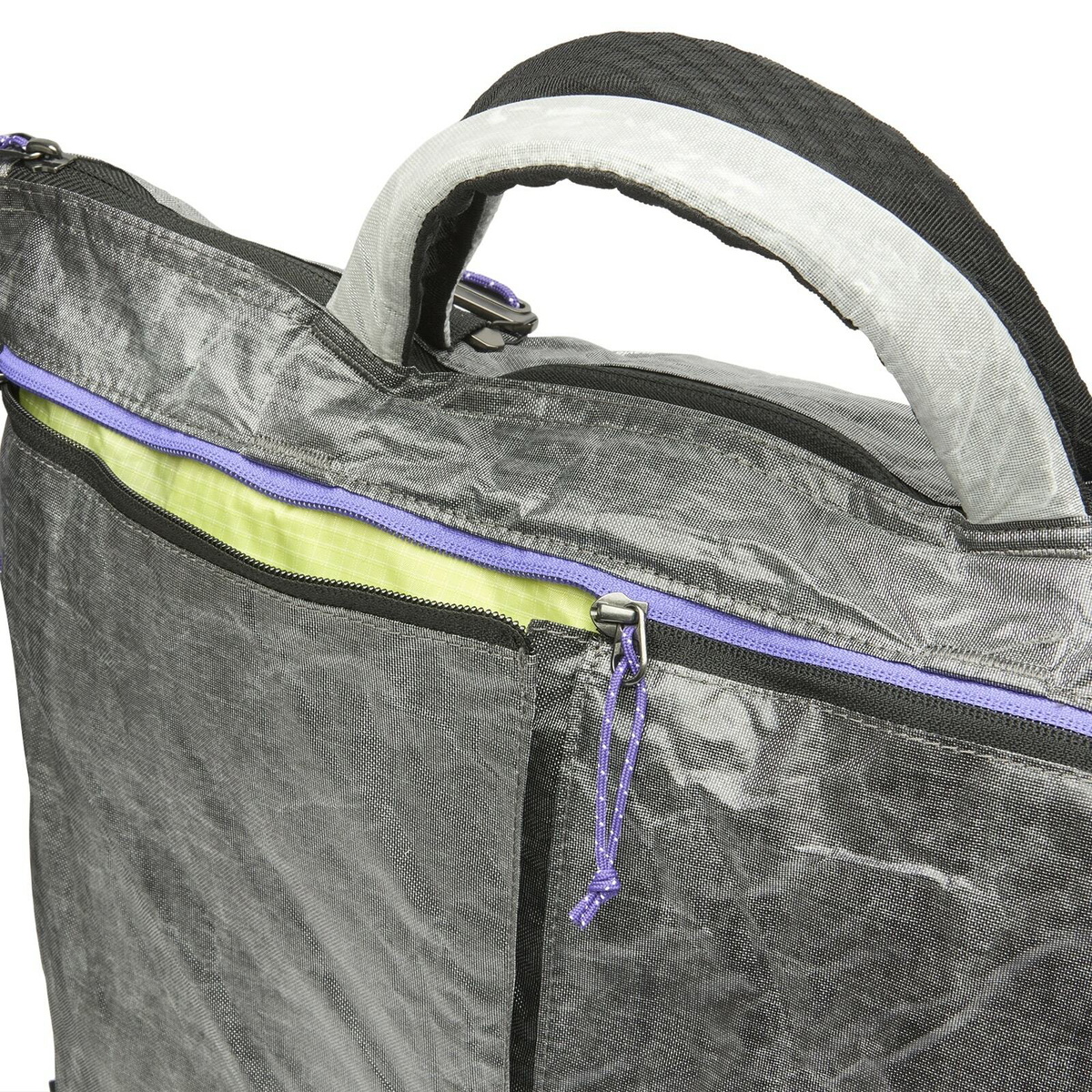 Db Journey Weigh Lighter Helmet Bag 32L in Weigh Darker 