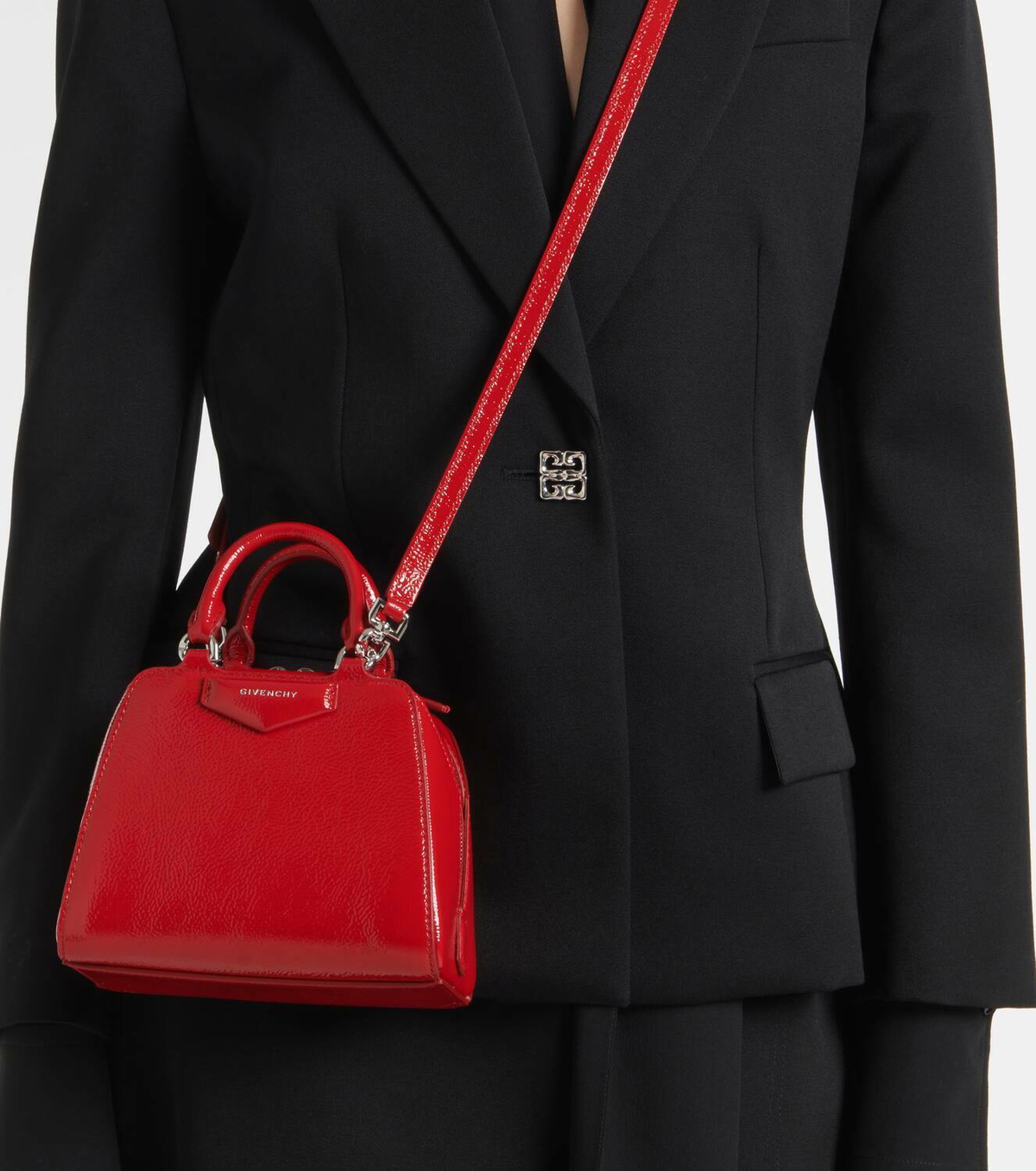 【関税込み】Givenchy レッド ナノ Antigona Cube バッグ Nano Antigona Cube bag in patent leather | Givenchy CA