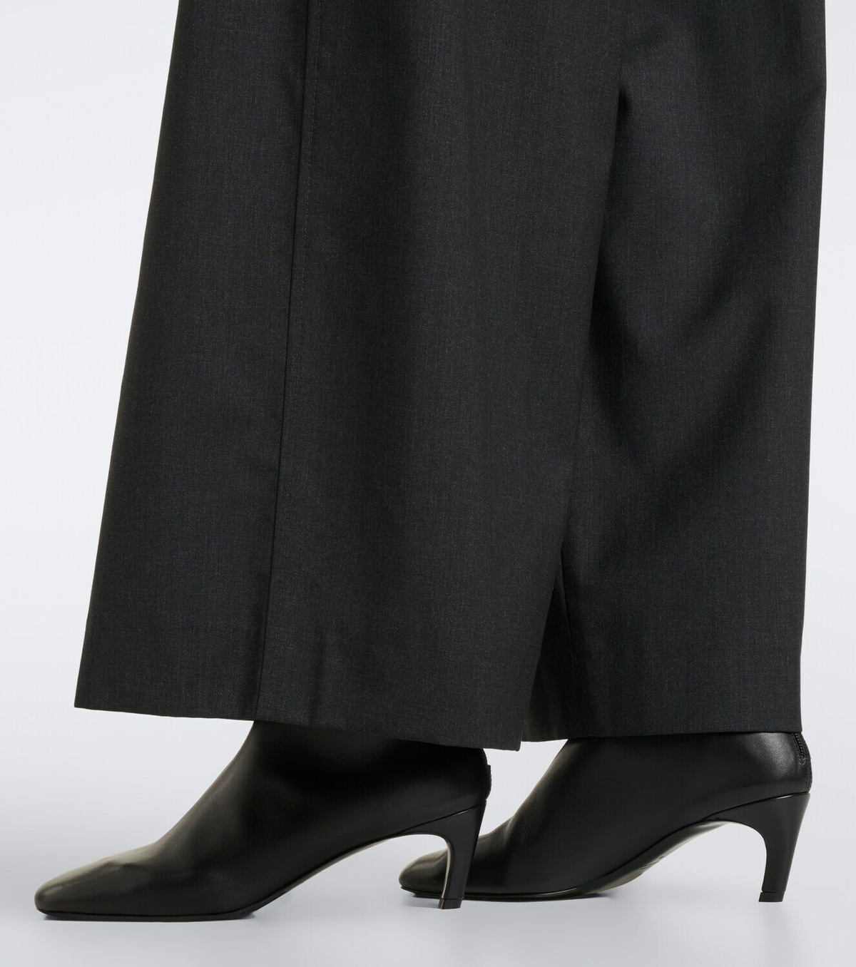 Toteme Leather ankle boots