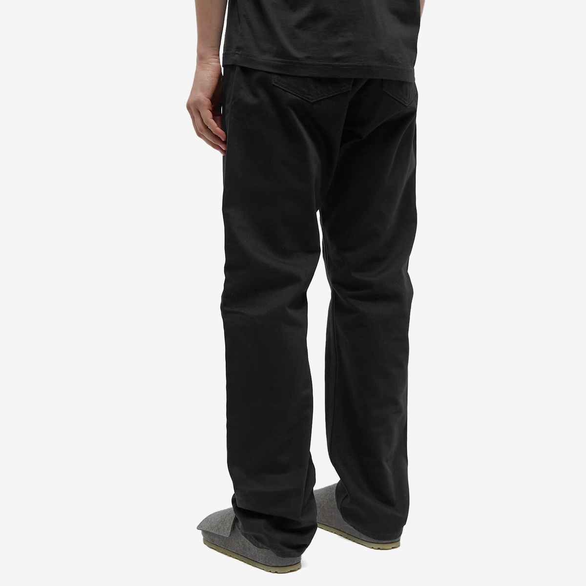 Fear of God ESSENTIALS Men's Core 23 Denim Jean in Black