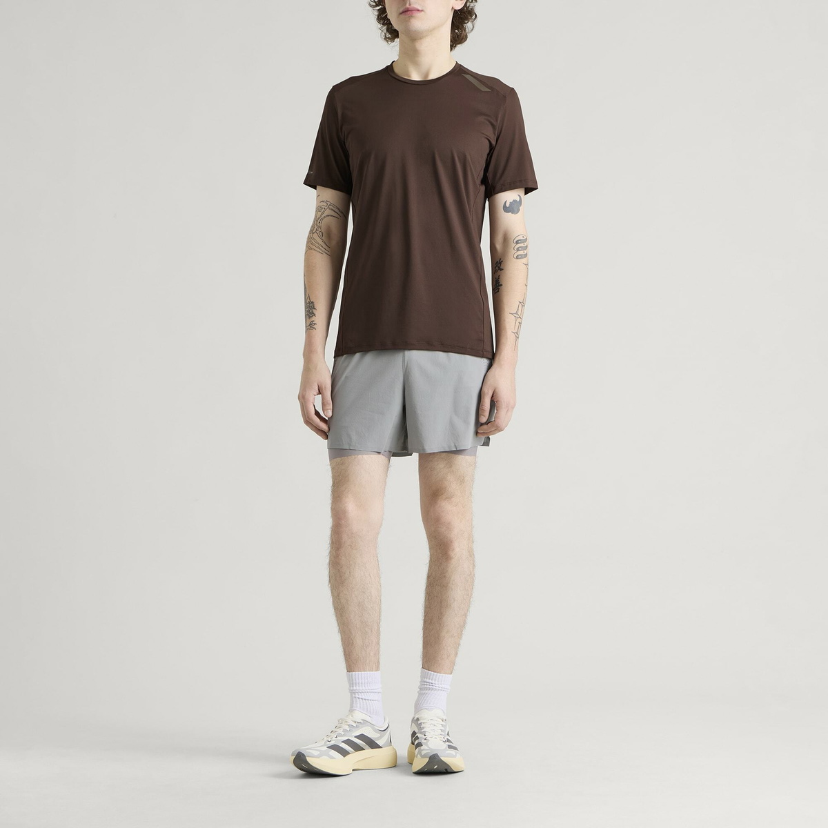 SOAR Men's Eco Tech T-Shirt in Dark Brown