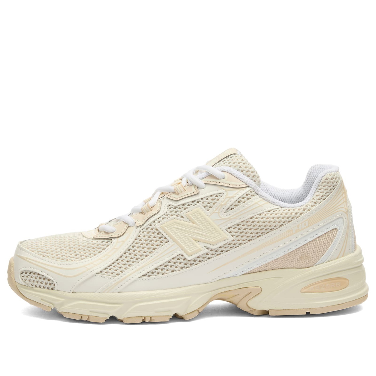 New Balance 740 Sneaker in Bisque