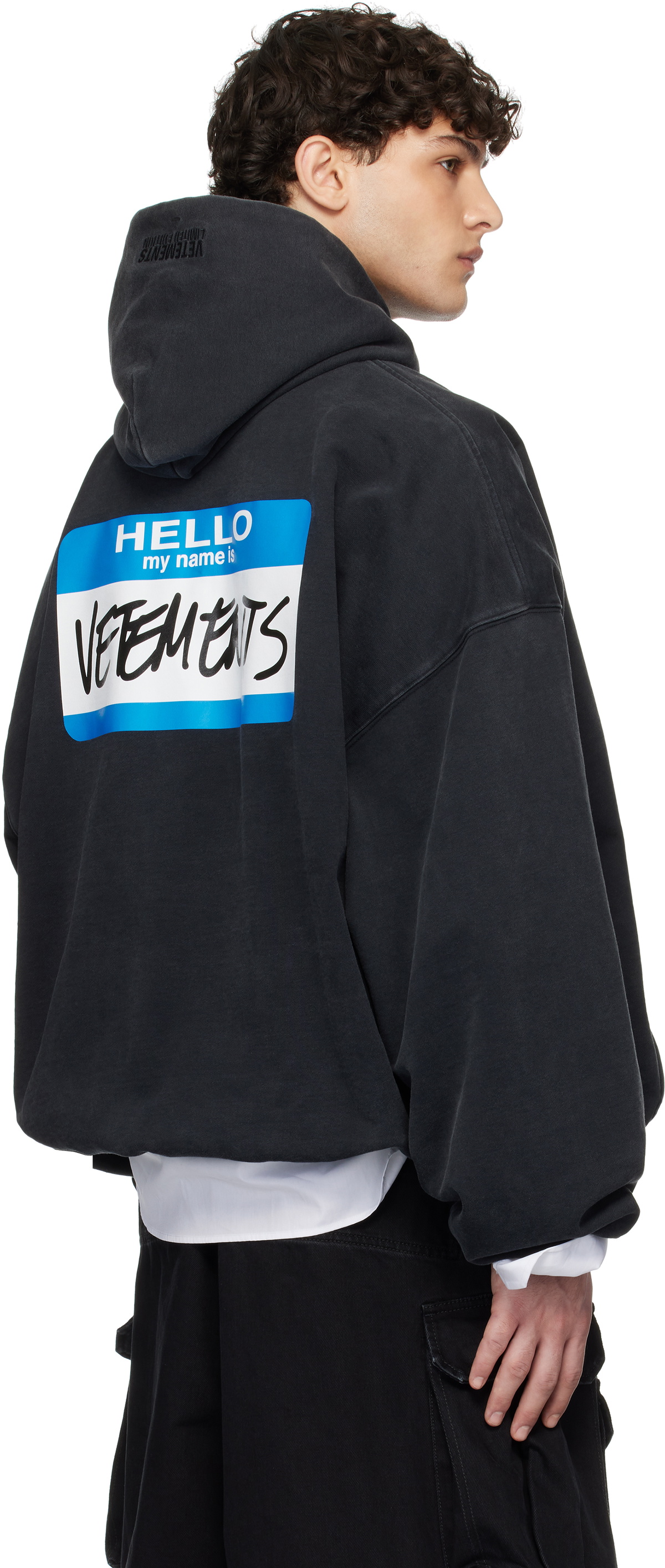 【VETEMENTS】ブラック My Name Is Vetements フーディ VETEMENTS☆関税込み☆ブラック My Name Is Vetements フーディ