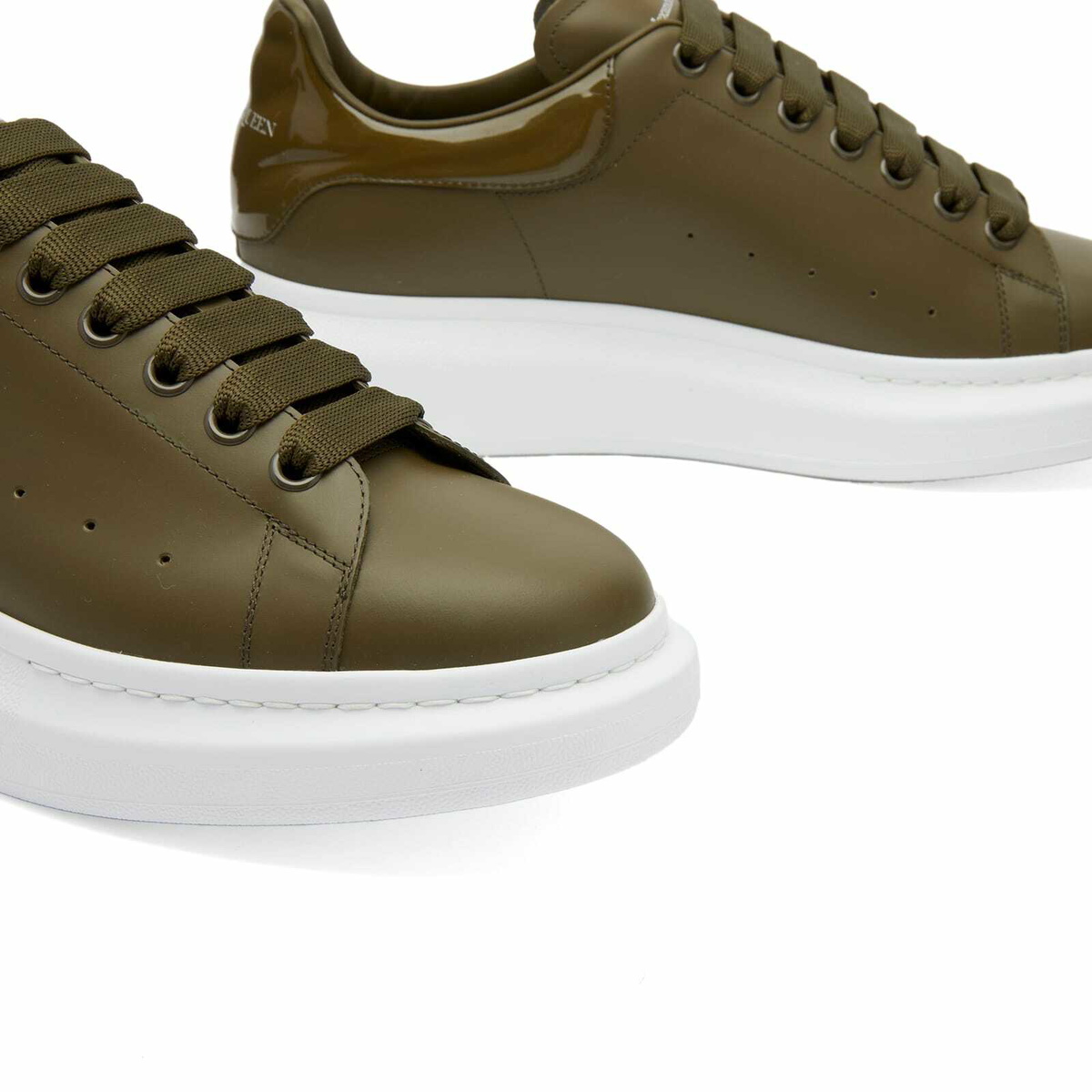 スニーカー Oversized Sneakers - Alexander McQueen - Leather - Khaki Oversized Sneakers - Alexander Mcqueen - Leather - Grey