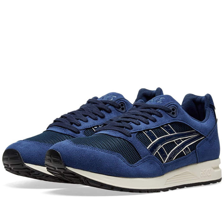 Photo: Asics Gel Saga Suede