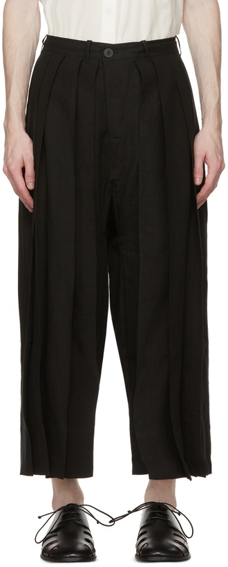 Photo: Jan-Jan Van Essche Black Linen Loose Fit Trousers