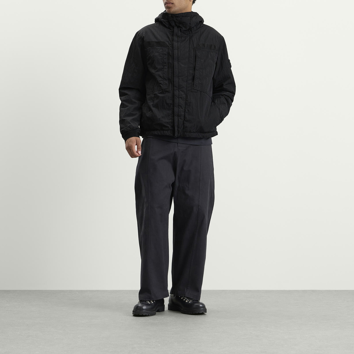 Stone Island Men's Warp Rib Nylon-TC Hooded Jacket in Black