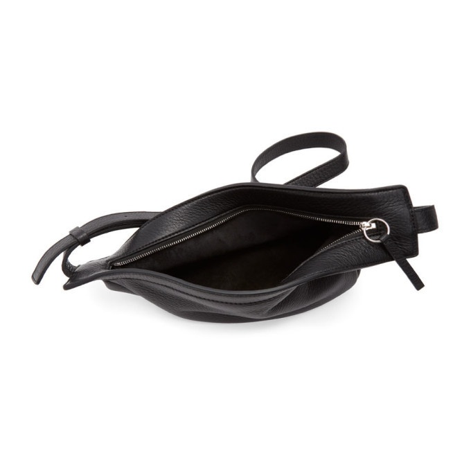 Small Slouchy Banana Bag Black in Leather – The Row
