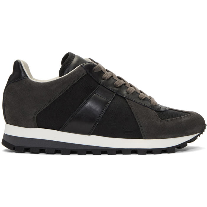 Photo: Maison Margiela Black Runners Sneakers