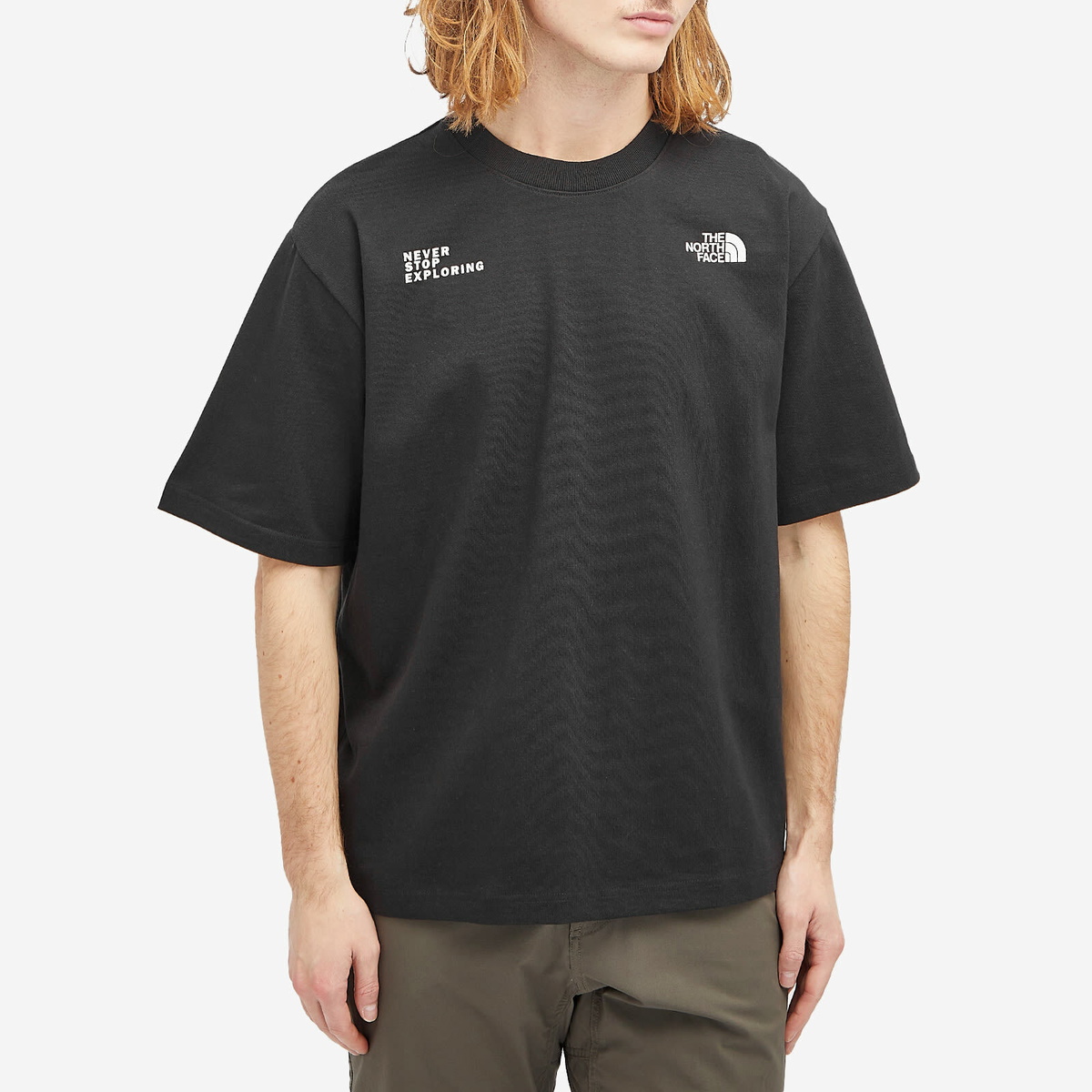 Tシャツ・カットソー THE NORTH FACE Men T-shirt Black NF0A8BVY JK31 The North Face Men's UE City Graphic T-Shirt in Tnf Black