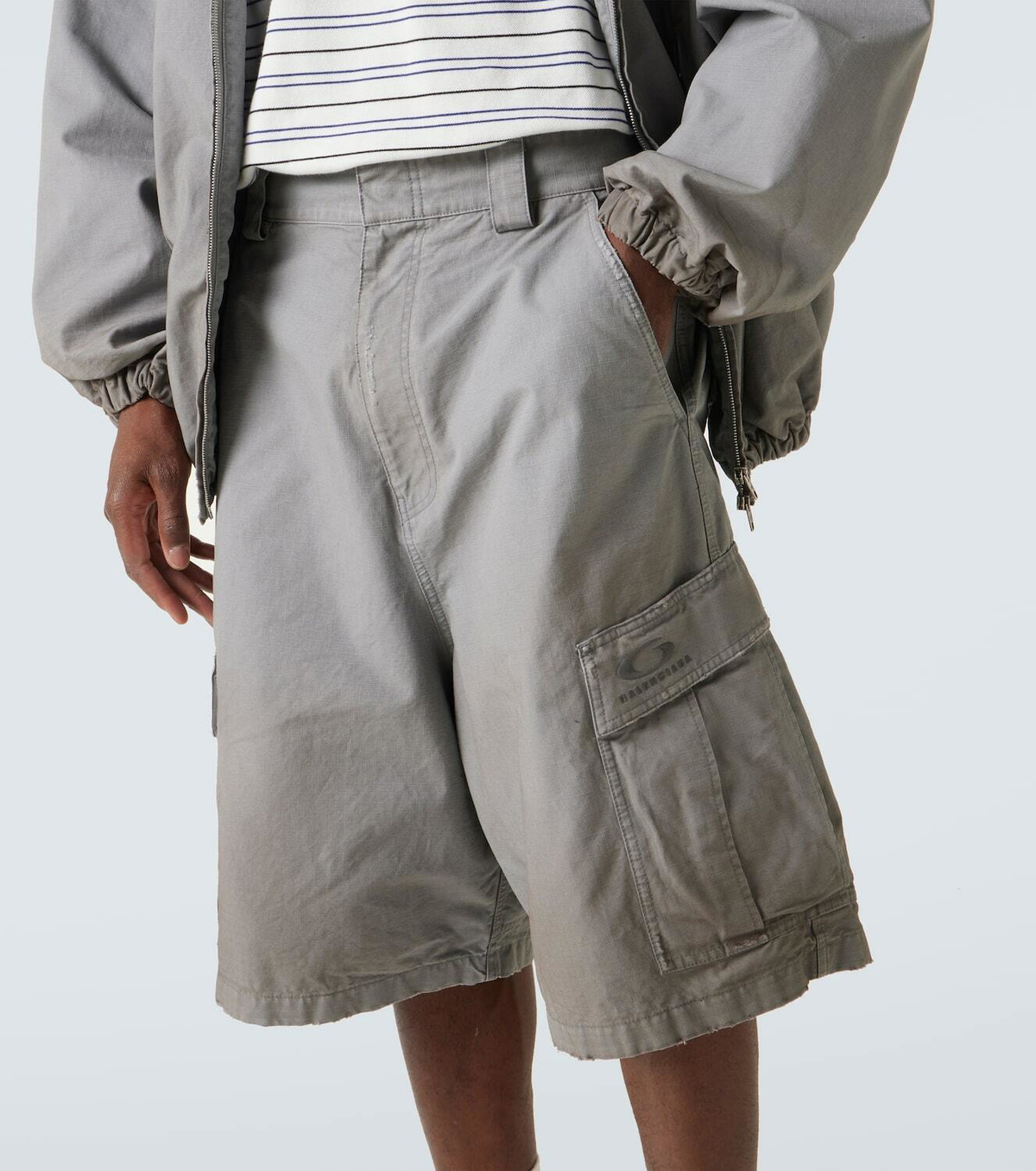 Balenciaga Cotton cargo shorts