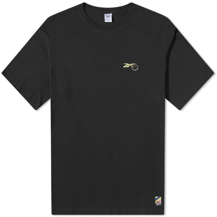 Photo: Reebok x Smiley Graphic Tee