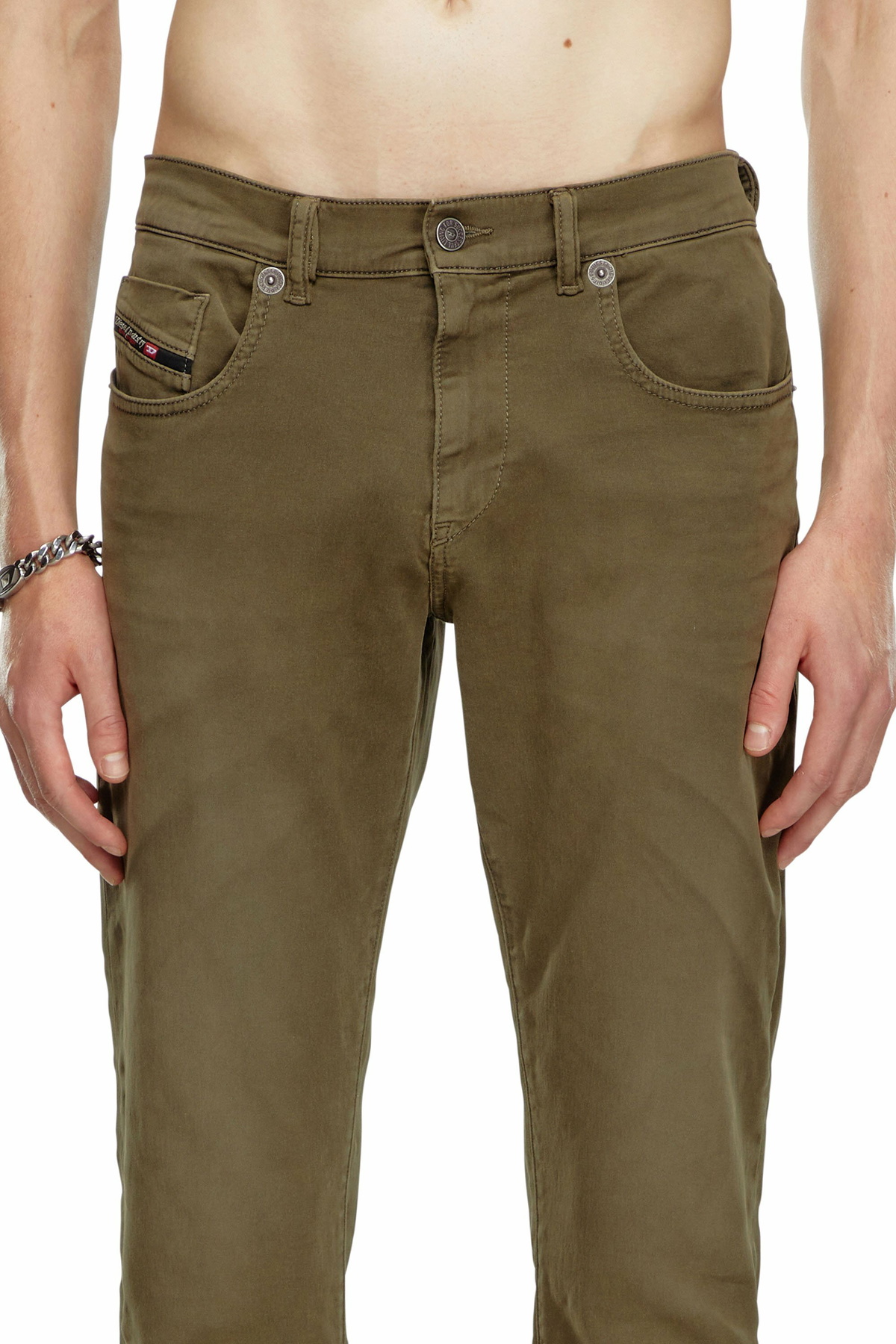 Diesel Slim 2060 D-Strukt Joggjeans - Jeans Mens in Green Diesel