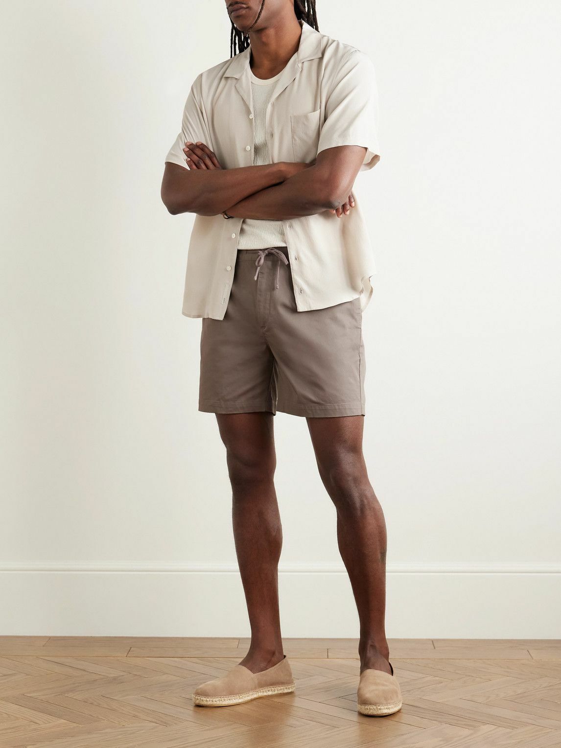 Onia - Slim-Fit Straight-Leg Pleated Garment-Dyed Stretch-Cotton Drawstring Shorts - Brown