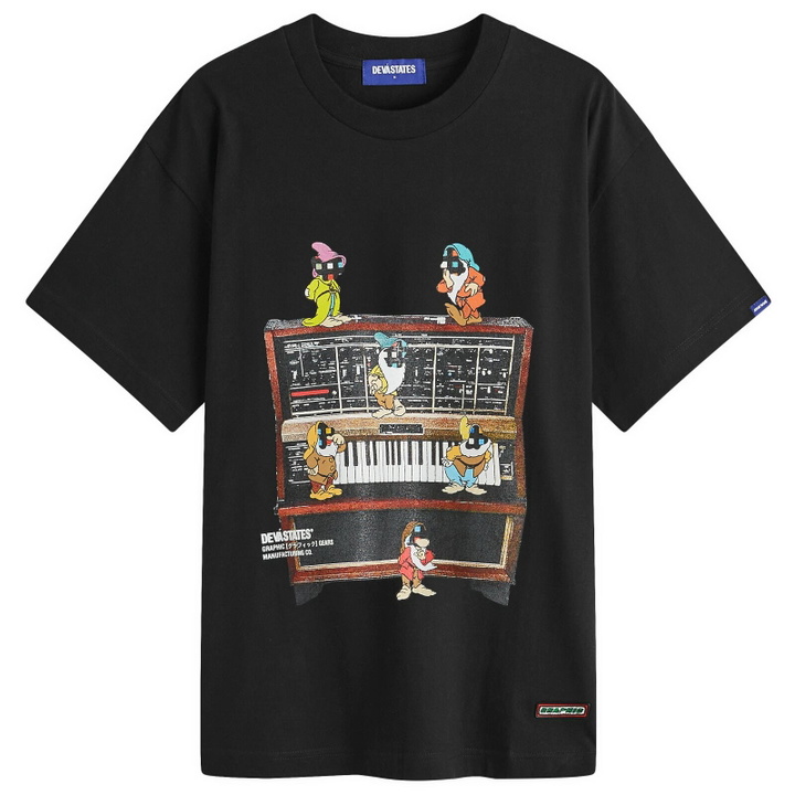 Photo: Deva States Men's Synthesis T-Shirt in Black