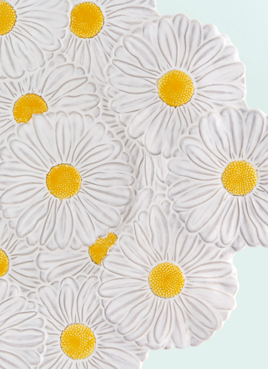 Bordallo Pinheiro Maria Flor Centerpiece