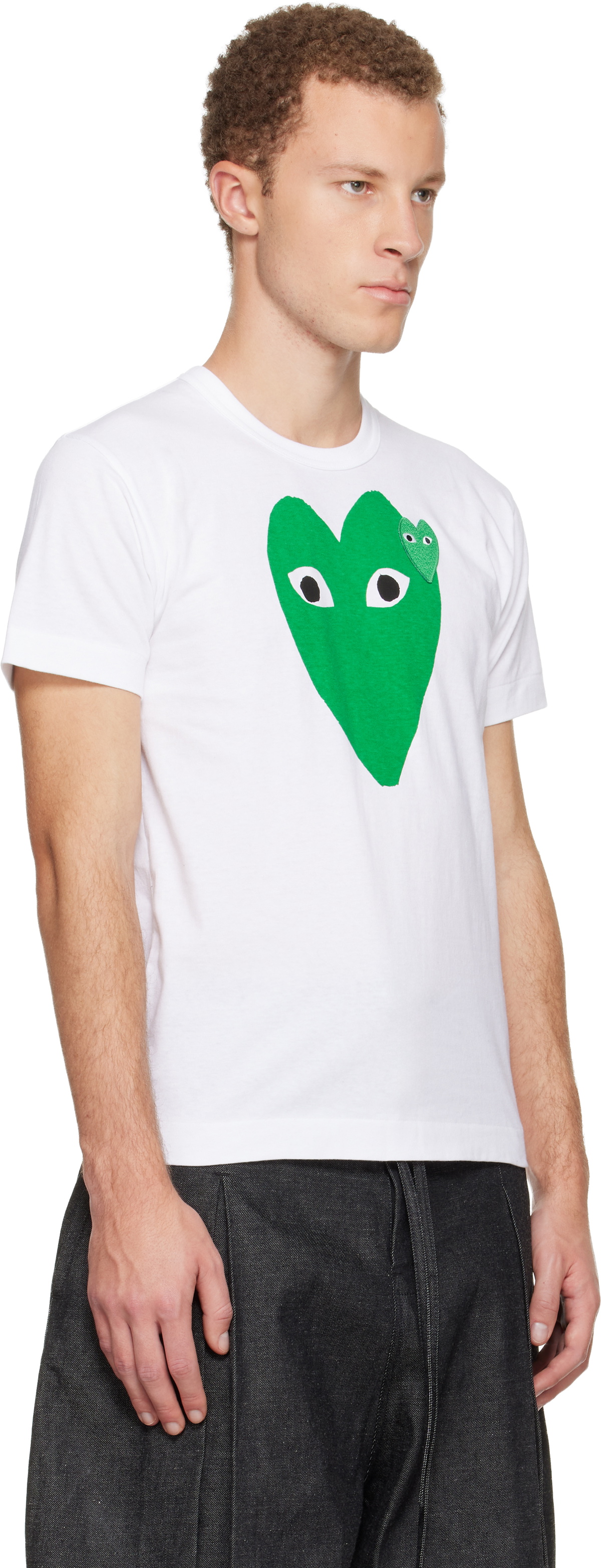 COMME des GARÇONS PLAY White Large Green Heart & Emblem T-shirt