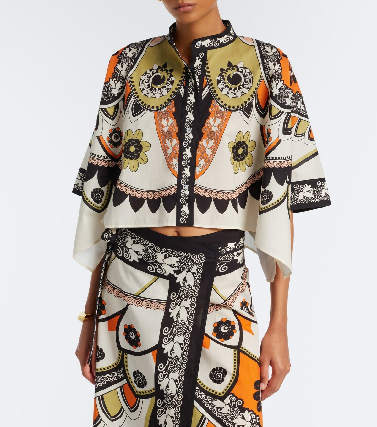 La DoubleJ Foulard printed cropped cotton shirt