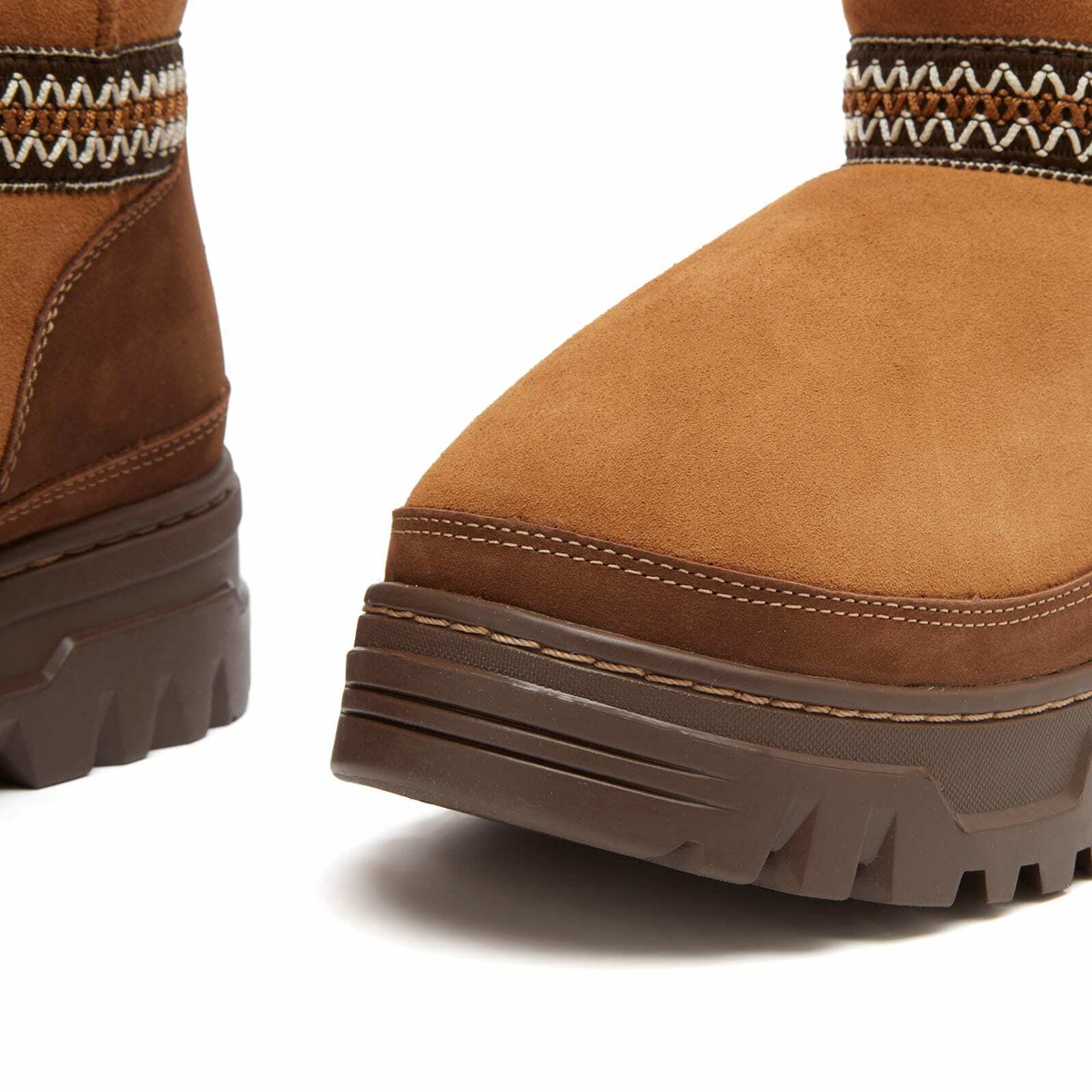 UGG Women's Classic Mini Trailgazer in Chestnut Ugg