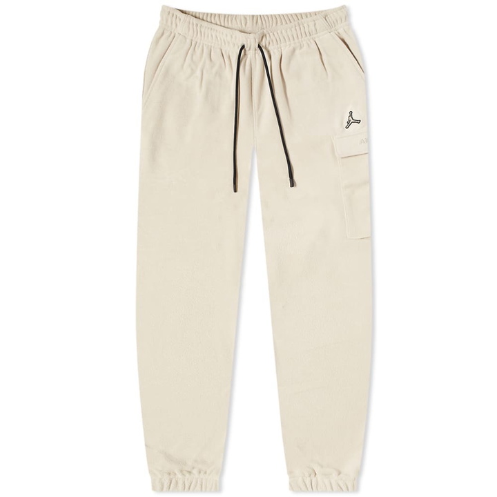 Photo: Air Jordan Men's Essential Fleece Winter Pant in Rattan