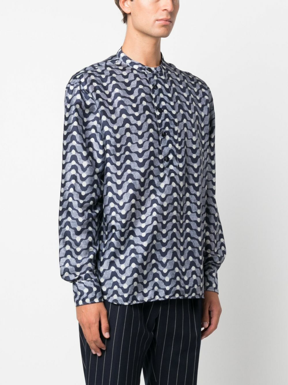 Tシャツ・カットソー GIORGIO ARMANI Giorgio Armani Silk Shirt Giorgio Armani ロゴ Tシャツ | ブラック | FARFETCH JP