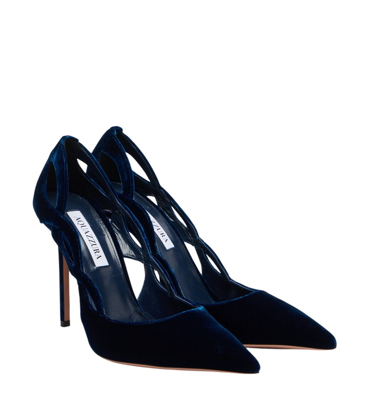 Photo: Aquazzura Contour velvet pumps