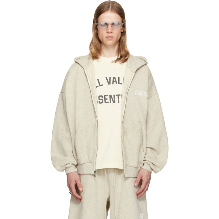 Photo: Fear of God ESSENTIALS Beige 90's Zip-Up Hoodie