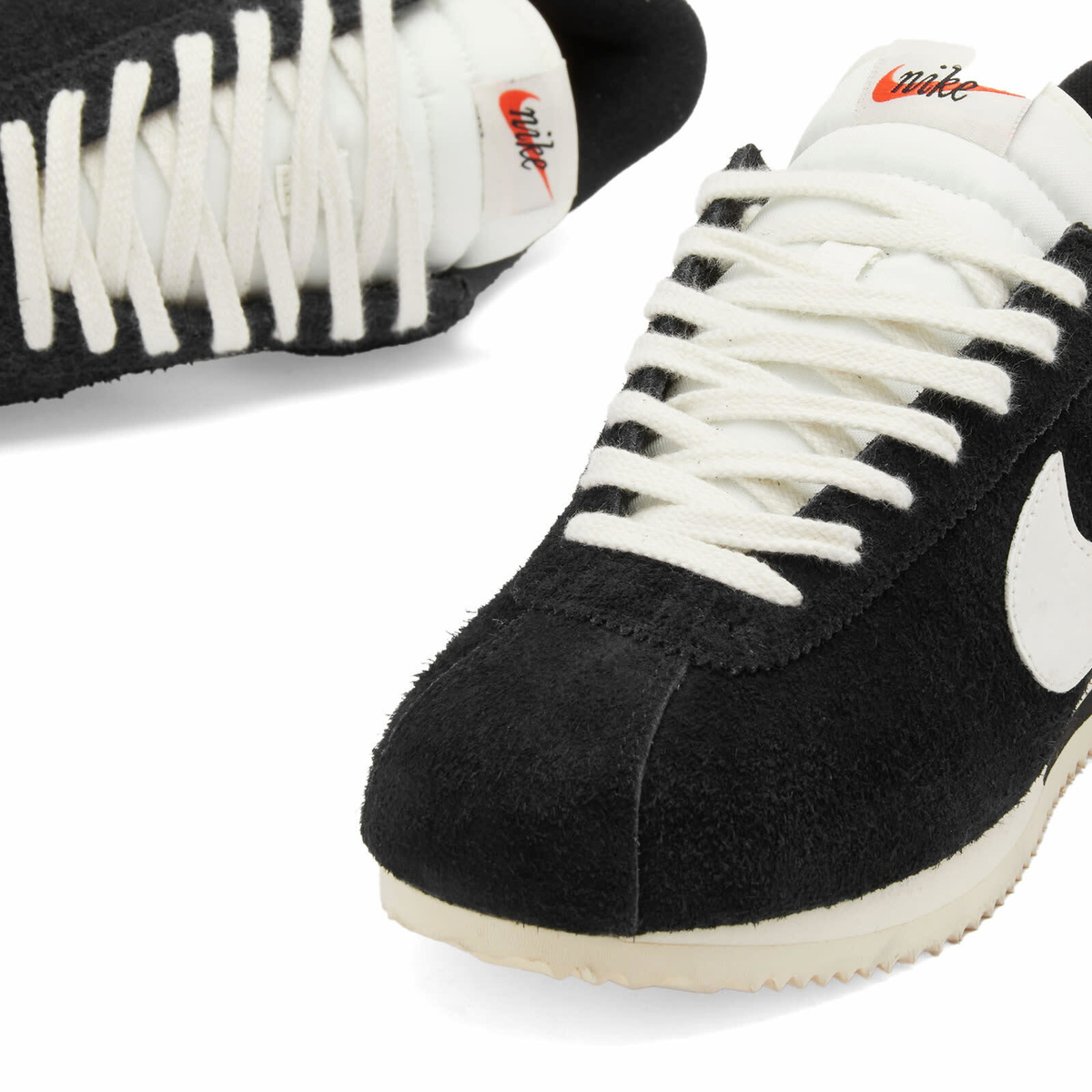 ‼️NIKE W Cortez VNTG 新品未使用‼️ Nike Women's W Cortez Vntg Sneakers in Black/Sail/Team