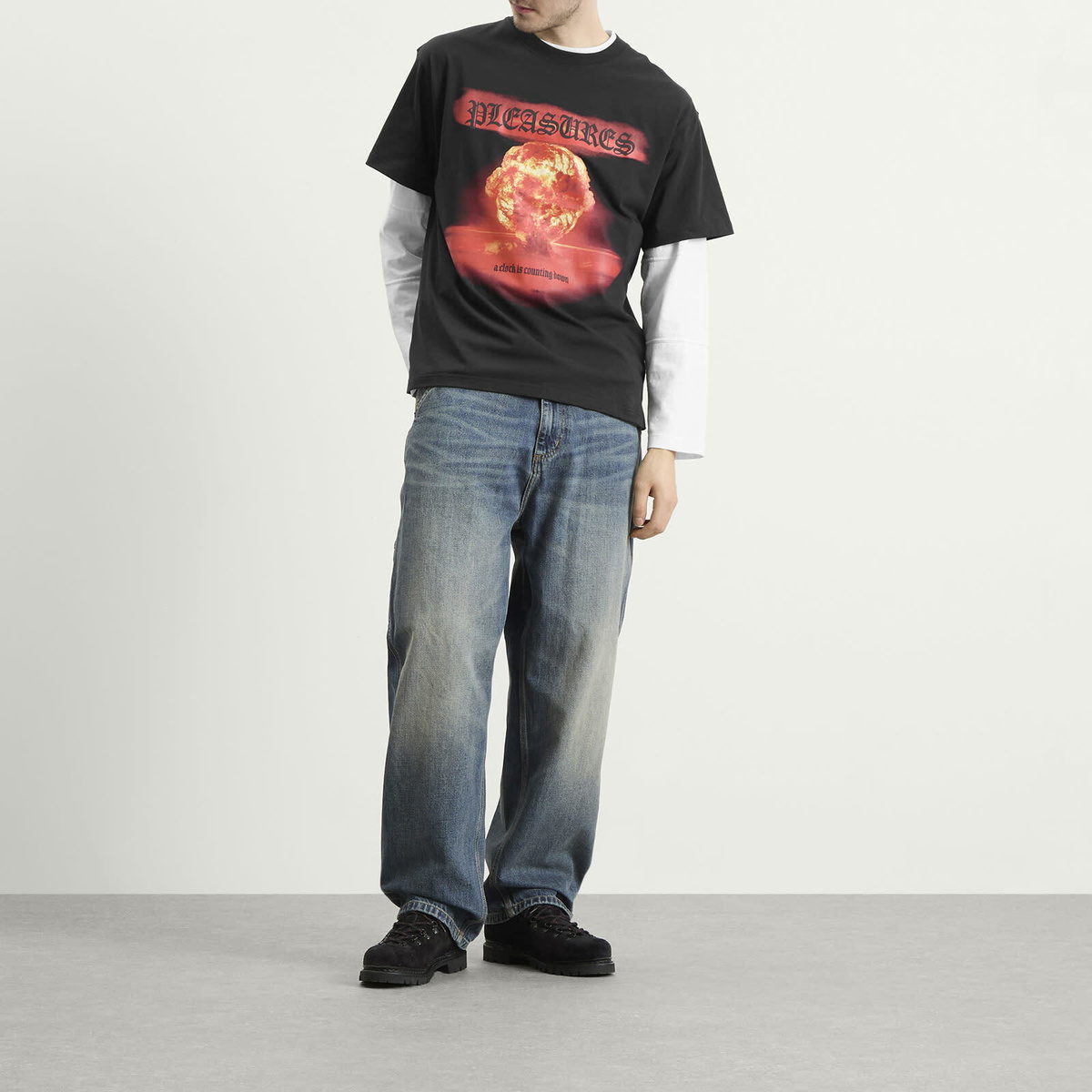 Pleasures Men's Quarrel T-Shirt in Vintage Black