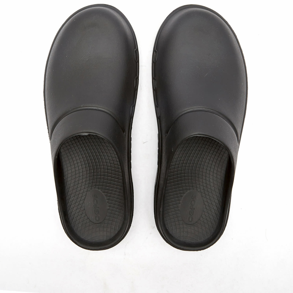 OOFOS Men's OOclog in Black OOFOS