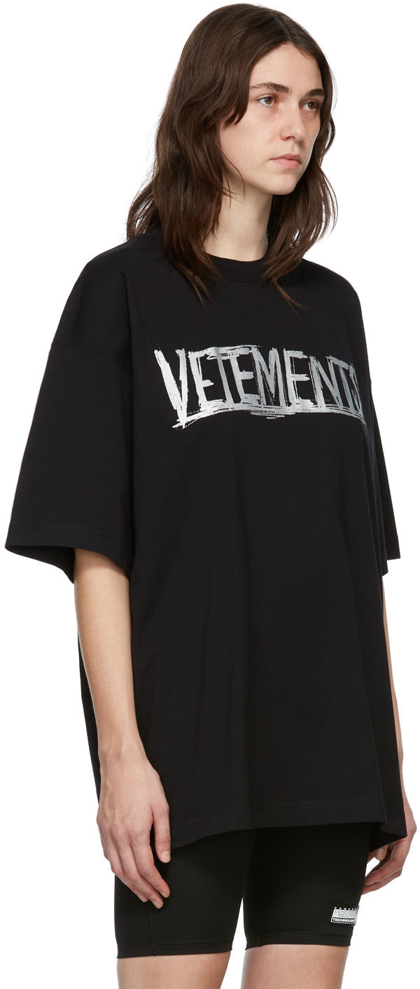 VETEMENTS Black & Silver World Tour T-Shirt Vetements