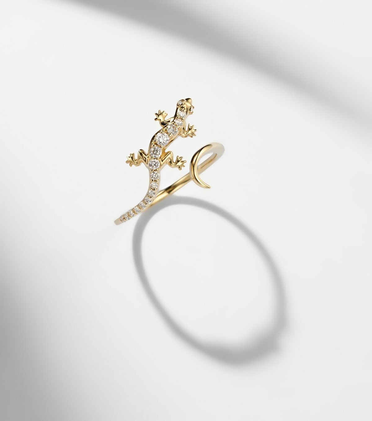 Sydney Evan Lizard 14kt gold ring with diamonds