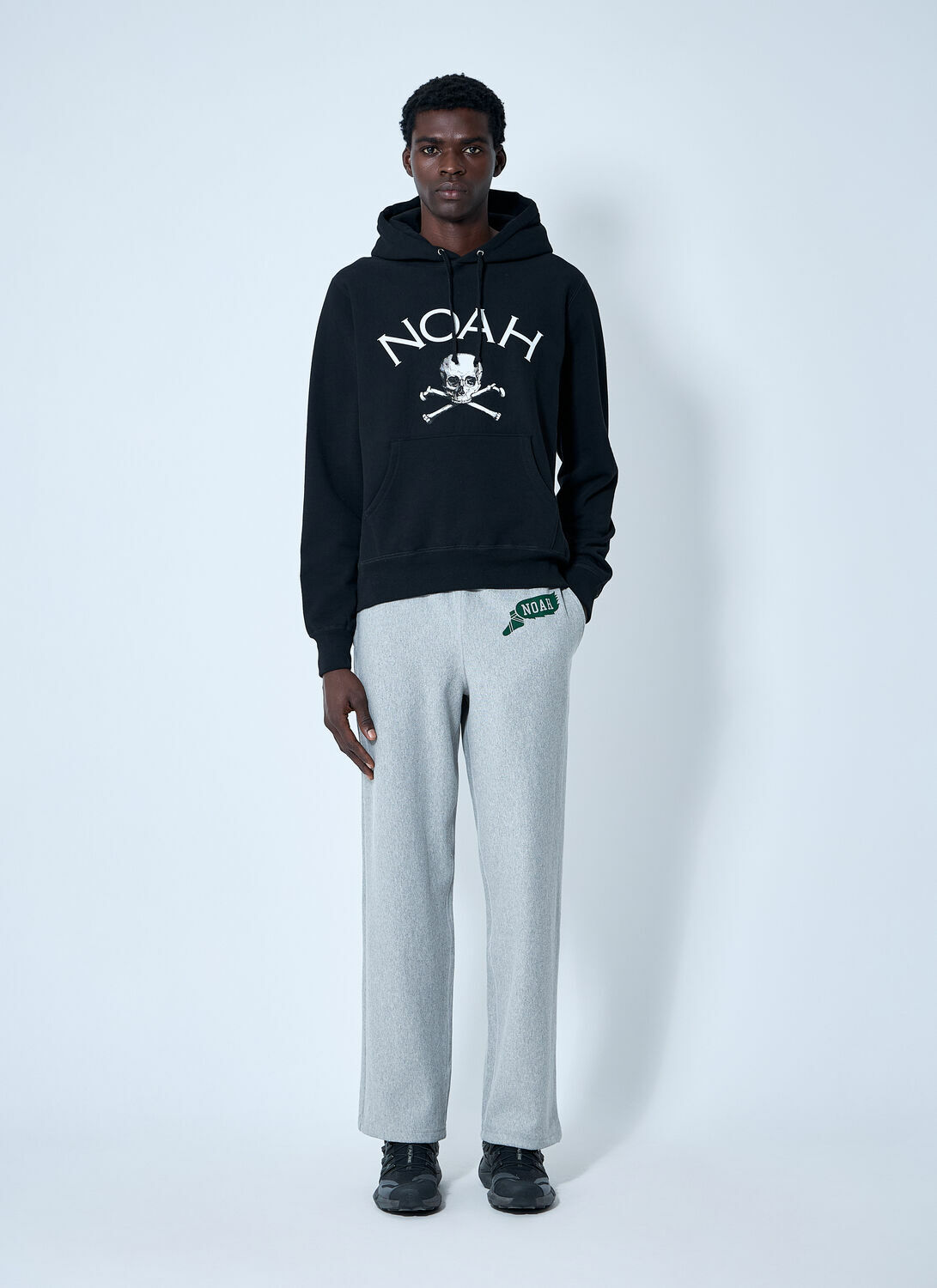 Noah Logo Motif Hooded Sweatshirt