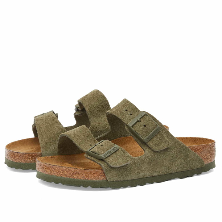 Photo: Birkenstock Arizona in Thyme Suede