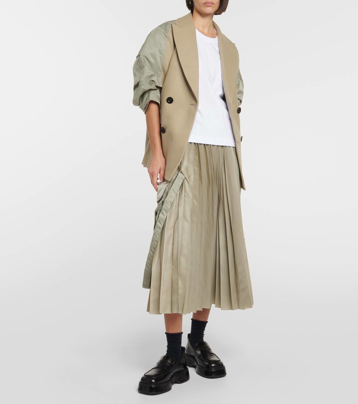 スカート Sacai Pleated skirt with cargo pockets Sacai Pleated Skirt With Cargo Pockets Skirts Black In Multi