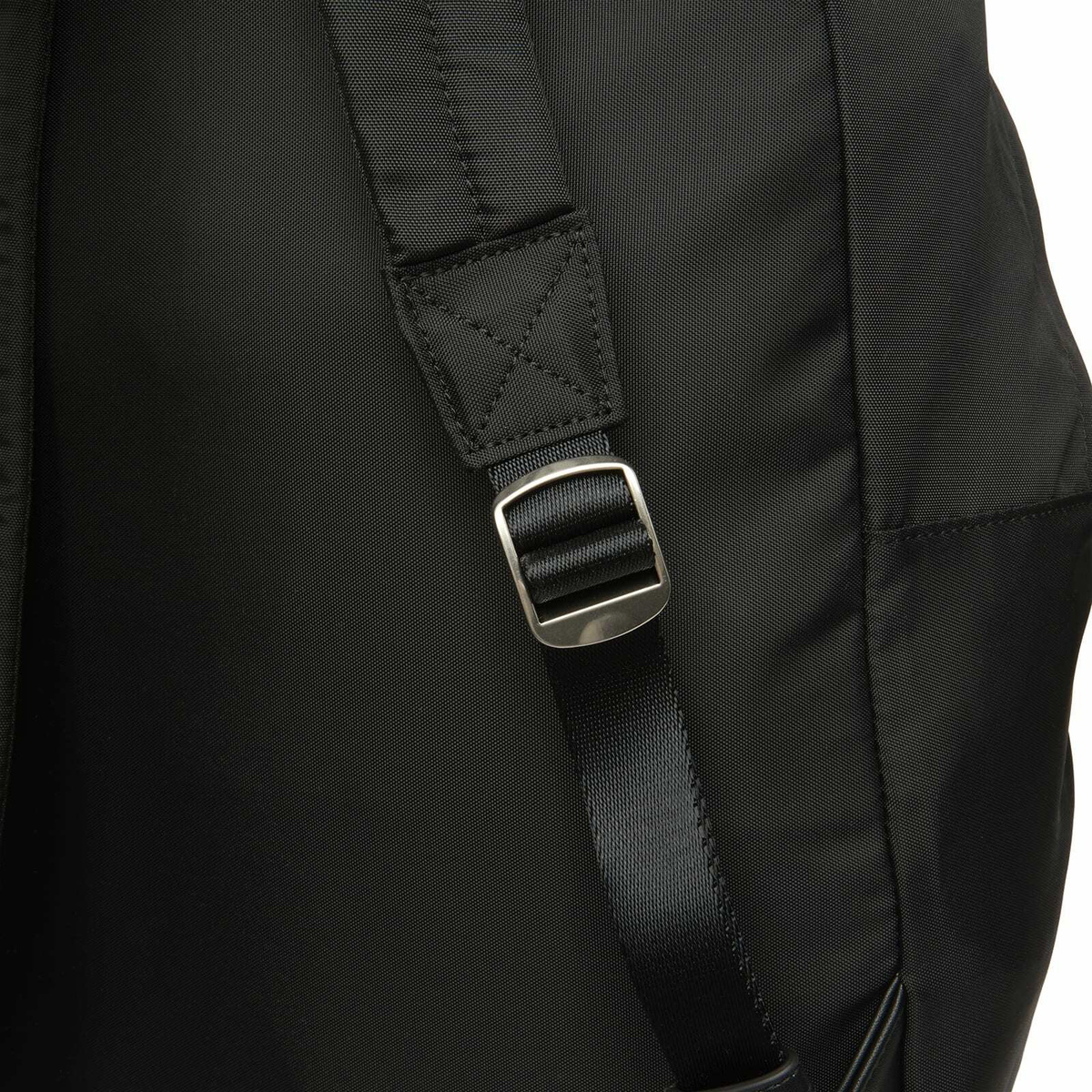 A.P.C. Men's Backstage Backpack in Black 